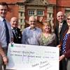 Darwin Garden Cheque s2