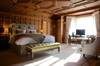 Luxury guest accommodation at the Evesham hotel