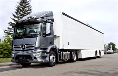 Världsdebut för Mercedes-Benz Antos i Sverige – tung distribution med Euro VI som standard