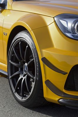 Dunlop Sport Maxx Race on C 63 AMG Coup Black Series 05