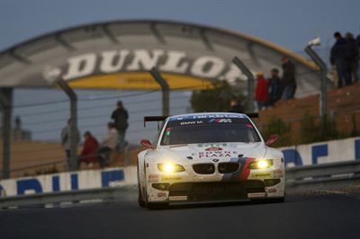 Dunlop BMW with Dunlop Bridge