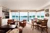 TOP SAILS LOUNGE