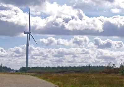 Obelux LED high-intensity obstruction lights were installed in the national wind test site in Denmark in 2012