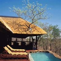 Little Garonga - Hambledon Suite pool