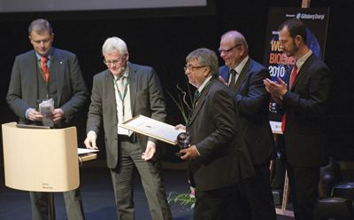 1290-WBAward10 400px