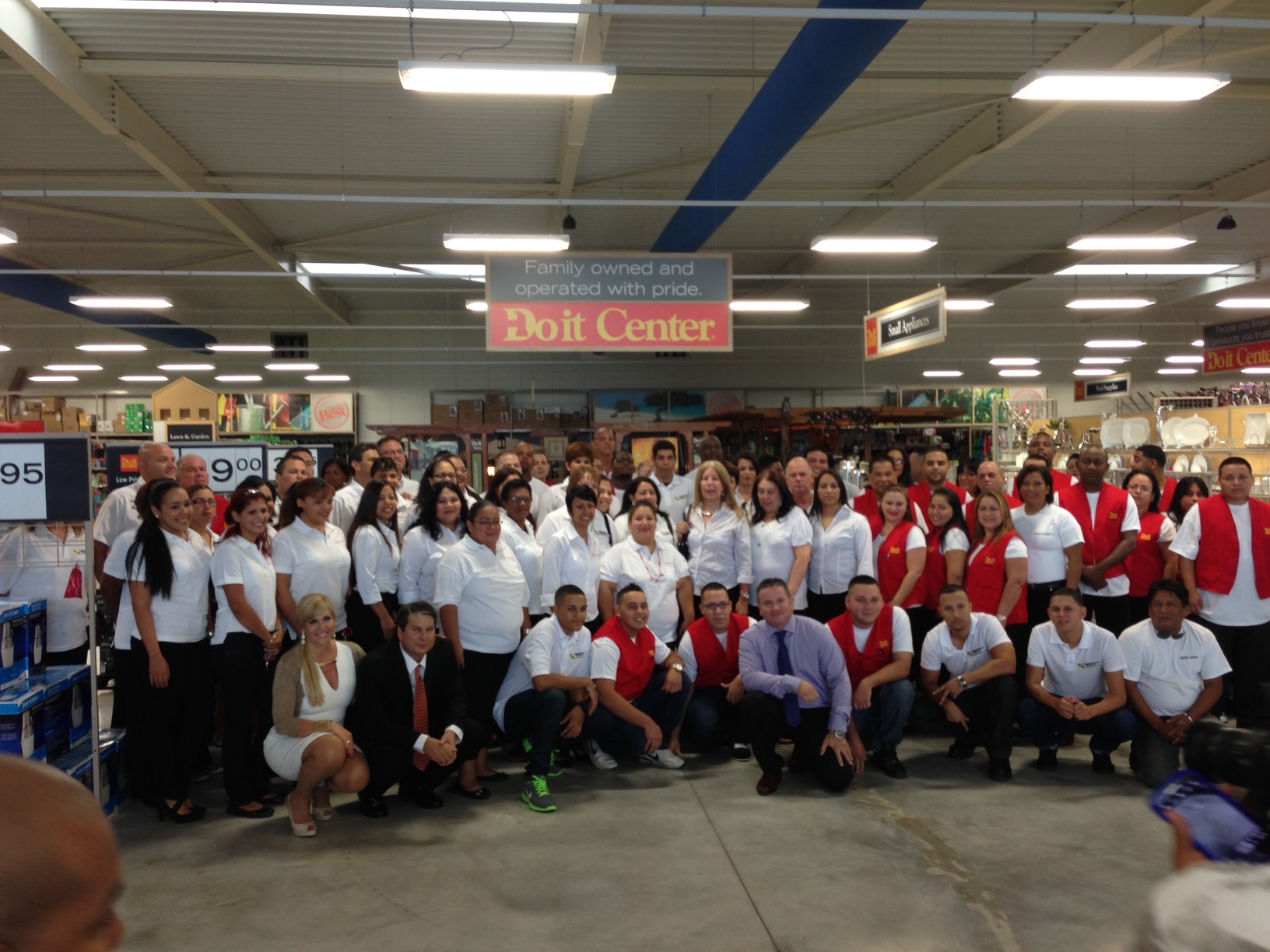 Pacsoft Helps Launch Aruba's New Do It Center