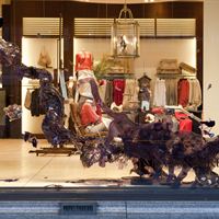 Banana Republic Window by Ushida Findlay and Visitor Studio 2