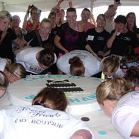 Bridal Wars Cake Eating Contest