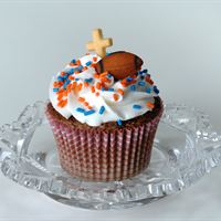 The Tebow Cupcake by Victorian Cake Company