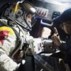 Felix Baumgartner testar kapseln