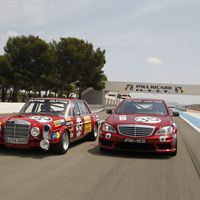 To legendariske S-Klasse AMG