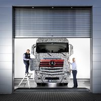 Glæd dig til at se mere af den nye Actros fra Mercedes-Benz i  andet halvår af 2011.