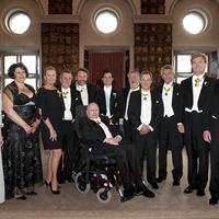 HKH Prins Carl Philip med 2011 års Näringslivsmedaljörer