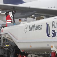 Lufthansa Biofuel Bild 1