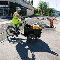 NCC:s Gustav Eli cyklar på jobbet, nr 2