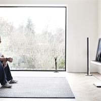 BeoVision 8-40 från Bang & Olufsen 
