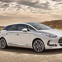 Citroën DS5 (White Pearl)