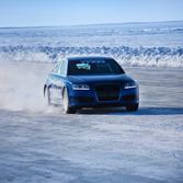 Nokian Tyres Fastest on Ice: New World Record 331,61 km/h!