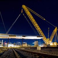 Langeliniebro løft set fra sporene