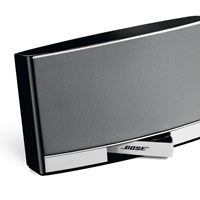 Bose SoundDock portable black closing