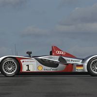 Audi R15 TDI 1