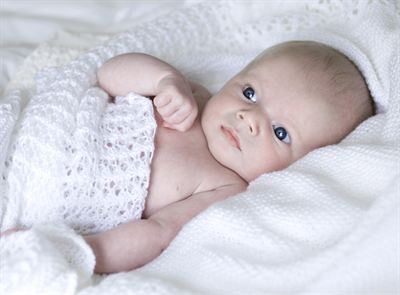 baby_open_eyes_Nikon