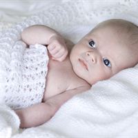 baby_open_eyes_Nikon