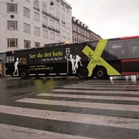 Billede af bus 5A iklædt kampagnemateriale
