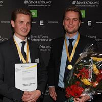 v Klarnas grundare: Niklas Adalberth och Sebastian Siematkowski