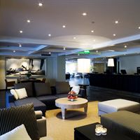 syc lobby02