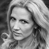 Liza Marklund (fotograf Annika Marklund)