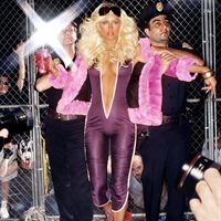 17 Paris Hilton Hi Bitch Bye Bitch 2004