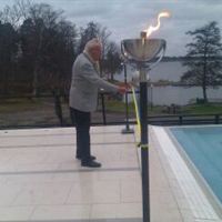 Göran Coller inviger Skepparholmens nya tempererade utomhuspool