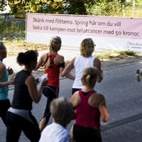 Tjejmilen 2009 - rosa banan.