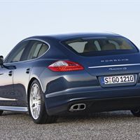 panamera bak