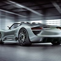 Porsche 918 bak