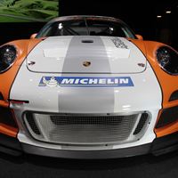 Porsche Hybrid racing