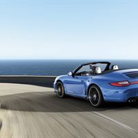 Carrera 4 GTS vä bak
