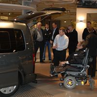 Demonstration rullstolstaxi Caddy Maxi Life