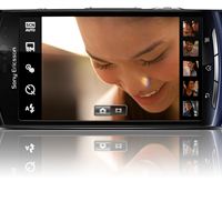 Xperia_neo_Front_H_Blue_SCR12