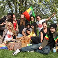 Life is Great-picnic/URF 2009