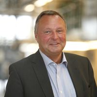 Peder Schumacher, VD V-TAB