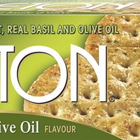 Breton med basilika och olivolja 