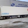 Det första exemplaret av den nya frystrailern från Bussbygg, med plats för 48 lastpallar i en trailer där lastbilens motor driver frysaggregatet.