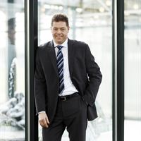 Adm. direktøre Svend Aage Færch Nielsen 