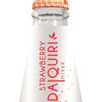Schweppes Mix & Serve Strawberry Daiquiri