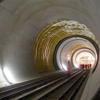 Gotthard tunneln med tågräls