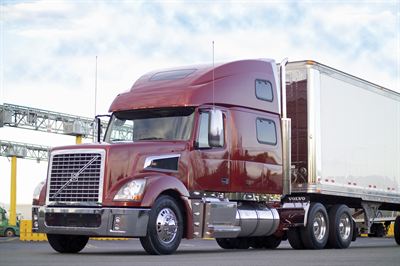 VolvoVT 880 5 3000x200011