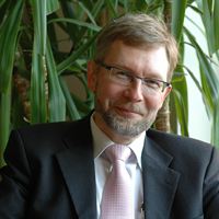 Dr Kaarlo Niskanen