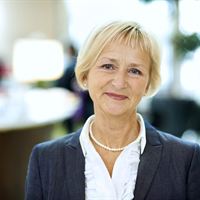 Louise Ring